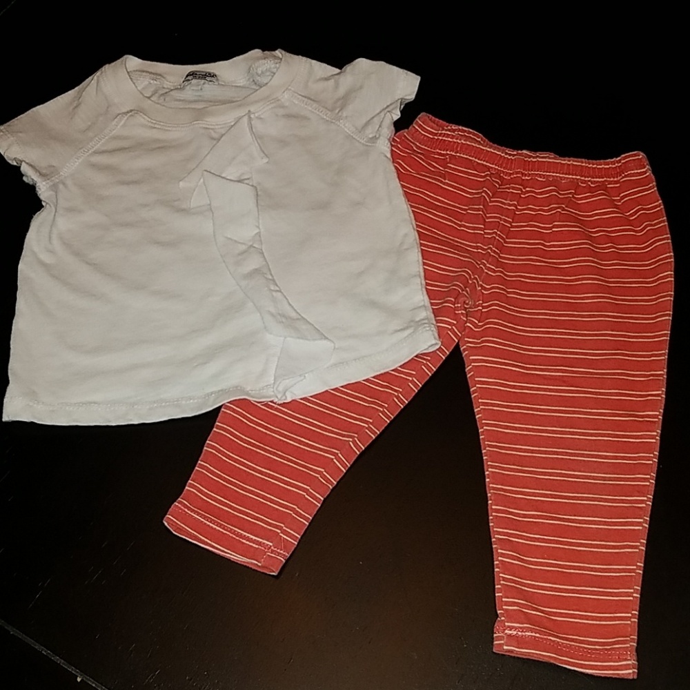 18-24M ruffled tshirt and leggings